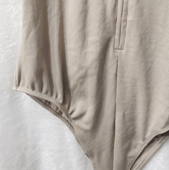 NWT Zip Front Bodysuit - Picture 11 of 15